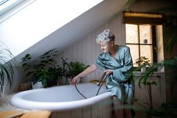 Walk-In Tubs: Benefit & Improve Elderly Safety and Comfort